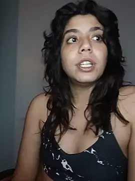 Snapshot of Maricamposs chatting on 4, 8, 2026 Maricamposs online show from 4, 8, 2026