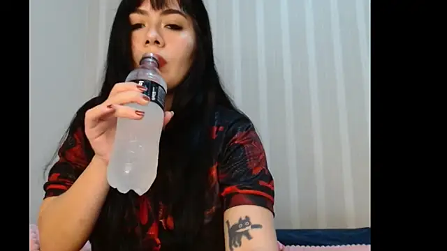 ingridequinti online show from 2, 11, 2025