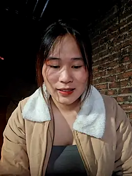 ALIENHR38 online show from 3, 11, 2025