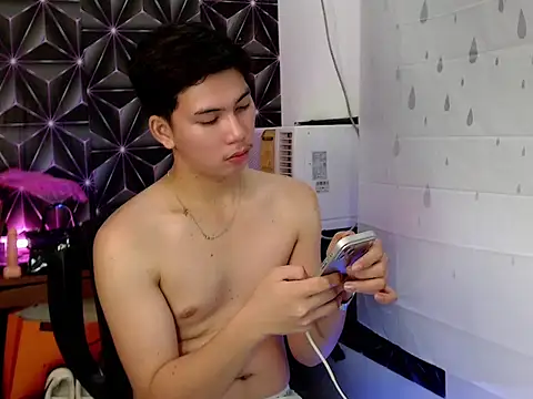 ursweet jade online show from 4, 11, 2025