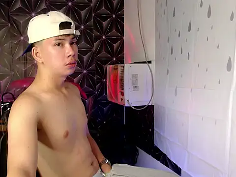 ursweet jade online show from 9, 10, 2025