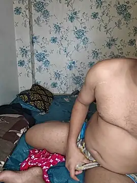 Snapshot of priyaverma00 chatting on 26, 4, 2026 priyaverma00 online show from 26, 4, 2026