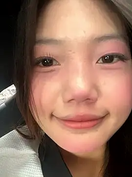 Snapshot of xixi_28 chatting on 27, 9, 2025 xixi 28 online show from 27, 9, 2025