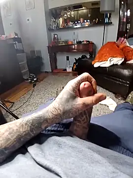 Snapshot of MRTATTWO chatting on 3, 11, 2025 MRTATTWO online show from 3, 11, 2025