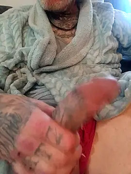 Snapshot of MRTATTWO chatting on 7, 11, 2025 MRTATTWO online show from 7, 11, 2025