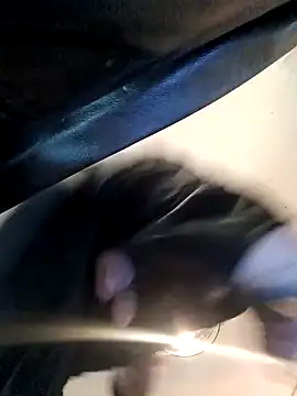 Snapshot of MRTATTWO chatting on 9, 9, 2025 MRTATTWO online show from 9, 9, 2025