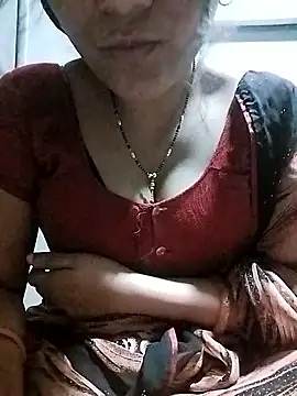 Snapshot of Hottestgirll chatting on 10, 10, 2025 Hottestgirll online show from 10, 10, 2025