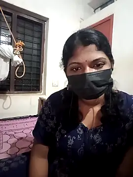 Snapshot of swetha01430 chatting on 18, 10, 2025 swetha01430 online show from 18, 10, 2025