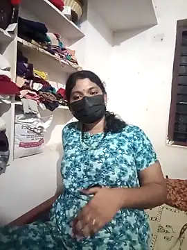 Snapshot of swetha01430 chatting on 8, 10, 2025 swetha01430 online show from 8, 10, 2025