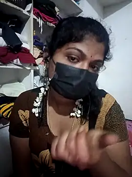 Snapshot of swetha01430 chatting on 19, 10, 2025 swetha01430 online show from 19, 10, 2025