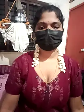 Snapshot of swetha01430 chatting on 25, 9, 2025 swetha01430 online show from 25, 9, 2025