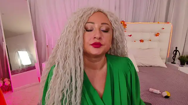 Lilit 1Love online show from 25, 10, 2025