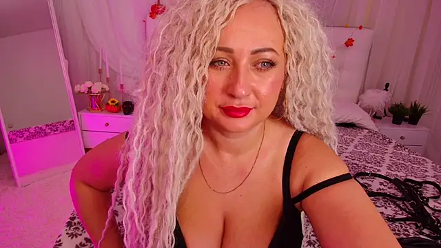 Lilit 1Love online show from 4, 11, 2025