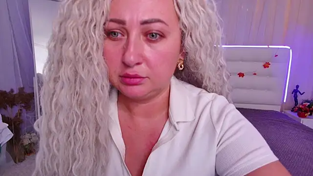 Lilit 1Love online show from 24, 10, 2025