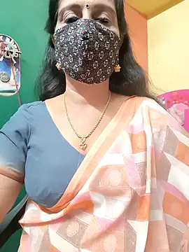 Snapshot of mallu-reshma chatting on 9, 11, 2025 mallu-reshma online show from 9, 11, 2025