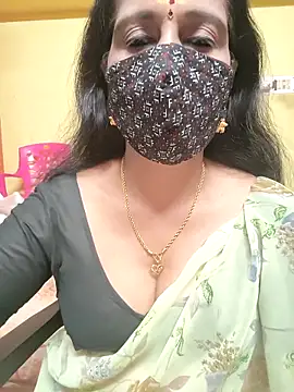 Snapshot of mallu-reshma chatting on 22, 10, 2025 mallu-reshma online show from 22, 10, 2025