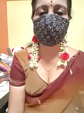 Snapshot of mallu-reshma chatting on 18, 9, 2025 mallu-reshma online show from 18, 9, 2025