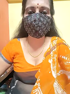 Snapshot of mallu-reshma chatting on 9, 10, 2025 mallu-reshma online show from 9, 10, 2025