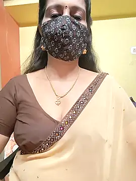 Snapshot of mallu-reshma chatting on 11, 11, 2025 mallu-reshma online show from 11, 11, 2025