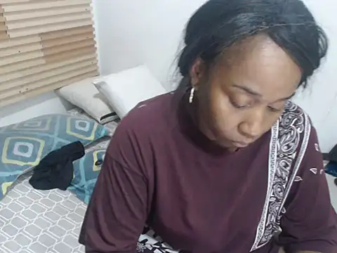 Snapshot of matilde_hot chatting on 24, 10, 2025 matilde hot online show from 24, 10, 2025