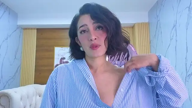 sara lopez s online show from 26, 6, 2026
