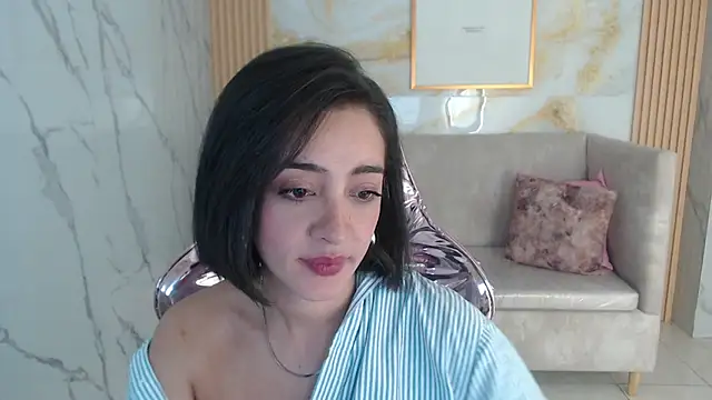 Snapshot of sara_lopez_s chatting on 17, 10, 2025 sara lopez s online show from 17, 10, 2025