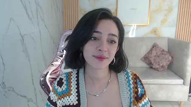 Snapshot of sara_lopez_s chatting on 9, 10, 2025 sara lopez s online show from 9, 10, 2025