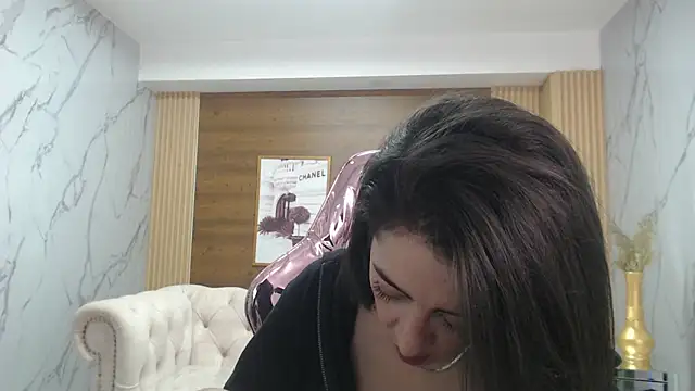 sara lopez s online show from 31, 3, 2026