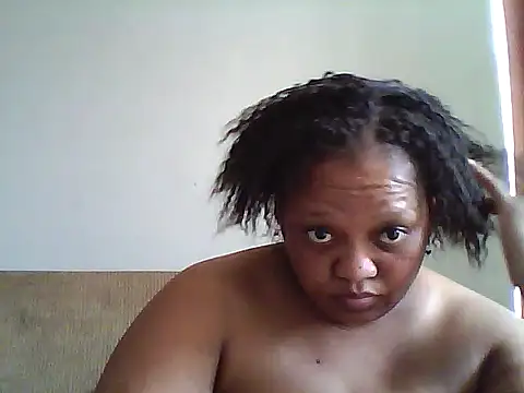 Yellobonepussy online show from 23, 9, 2025