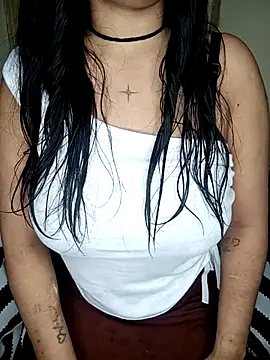 CrazyN Love online show from 8, 9, 2025