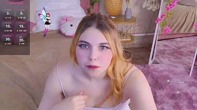 Snapshot of Evie_Vall chatting on 8, 9, 2025 Evie Vall online show from 8, 9, 2025