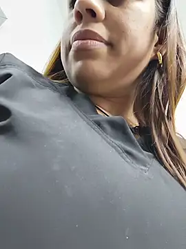 GabyMontenegro online show from 14, 2, 2026