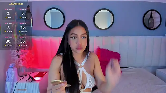 Mila Hank  online show from 12, 11, 2025