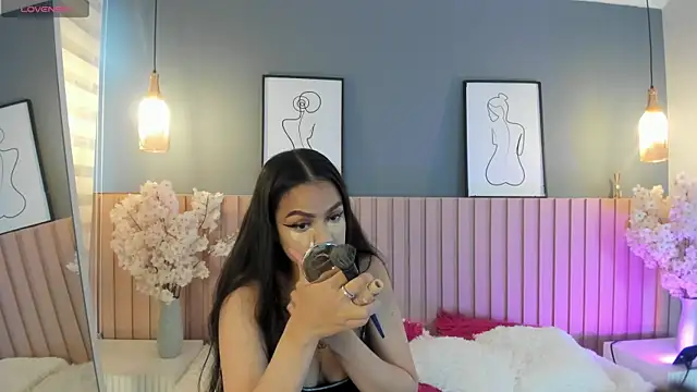 Mila Hank  online show from 24, 2, 2026