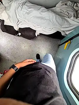 Snapshot of RockRolaxxx chatting on 11, 9, 2025 RockRolaxxx online show from 11, 9, 2025