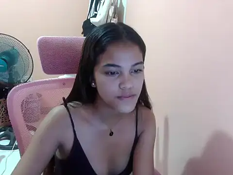 Snapshot of kimmy_kate chatting on 5, 11, 2025 kimmy kate online show from 5, 11, 2025