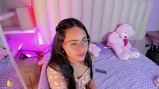 Annie  2 online show from 29, 11, 2025