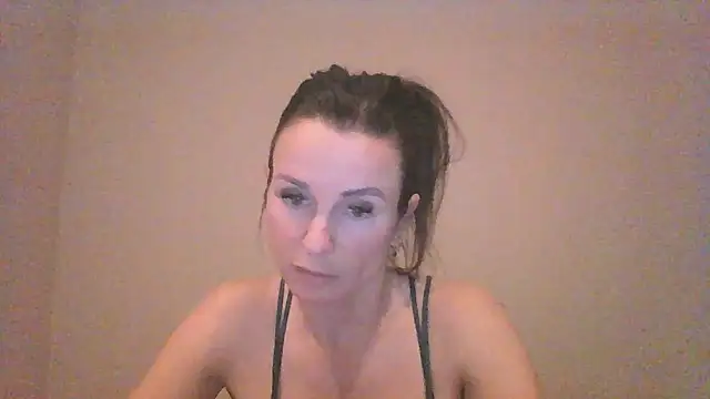 Justnani001 online show from 23, 4, 2026