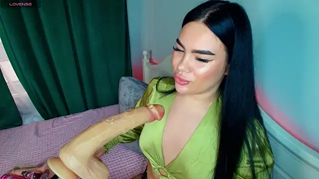 Snapshot of katerine_Monroe chatting on 12, 10, 2025 katerine Monroe online show from 12, 10, 2025