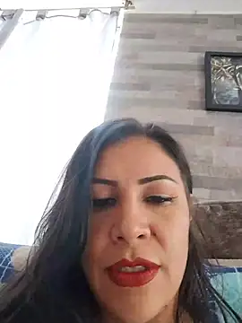 KittyHoleshot87 online show from 13, 4, 2026