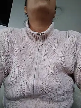 KittyHoleshot87 online show from 25, 3, 2026