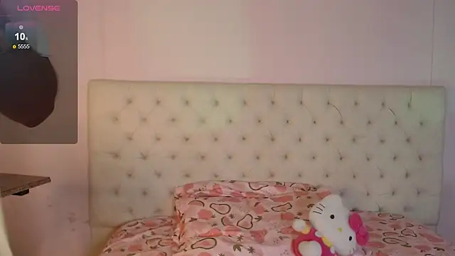 kiity horny  online show from 25, 3, 2026