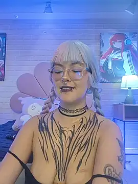 lil candy77 online show from 13, 7, 2026