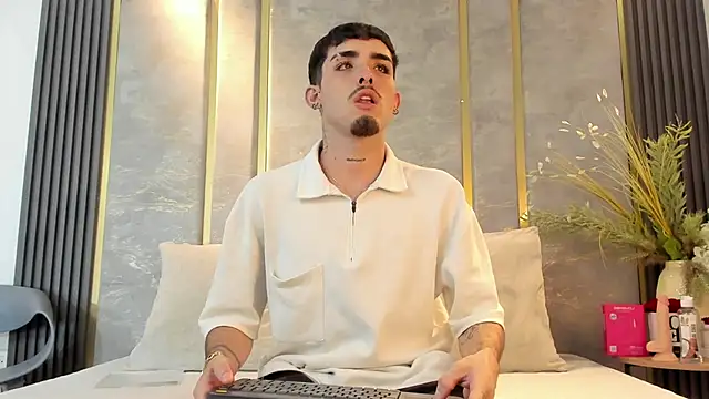 NikoStone  online show from 23, 12, 2025