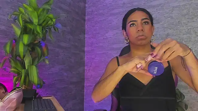  ValeriaMontes online show from 4, 10, 2025