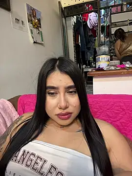 Snapshot of Sophie_Dreamss chatting on 13, 7, 2026 Sophie Dreamss online show from 13, 7, 2026