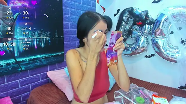 Cora 222 online show from 31, 10, 2025