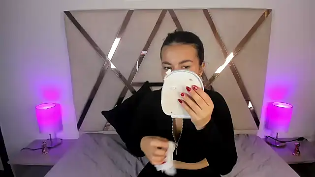 Greta Blaze online show from 23, 9, 2025