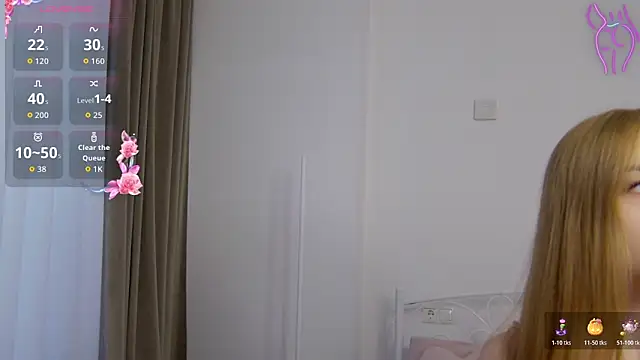 Snapshot of KumiKruz chatting on 22, 10, 2025 KumiKruz online show from 22, 10, 2025