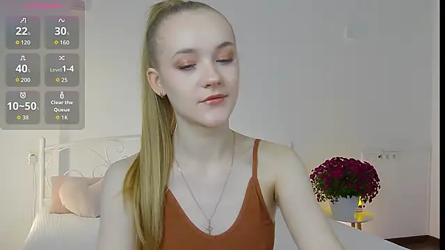 Snapshot of KumiKruz chatting on 7, 11, 2025 KumiKruz online show from 7, 11, 2025